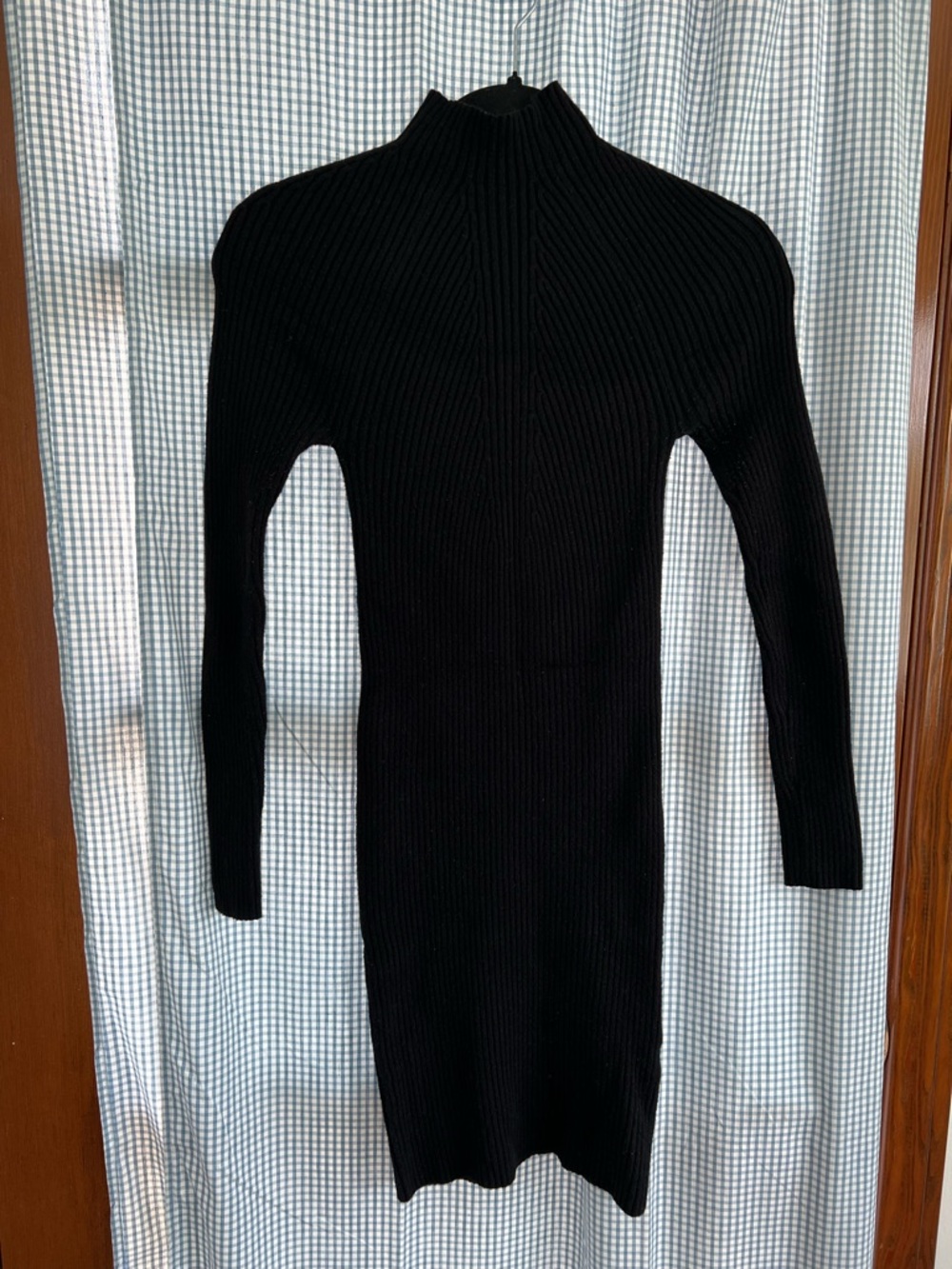 Forever 21 Black Ribbed Long Sleeve Midi Dress